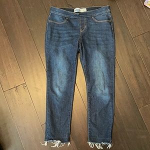 Old Navy Skinny Crop Jeans